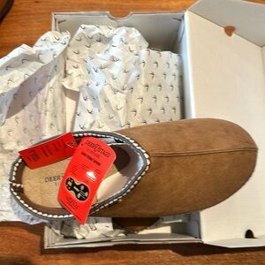 Deer stags wherever slippers